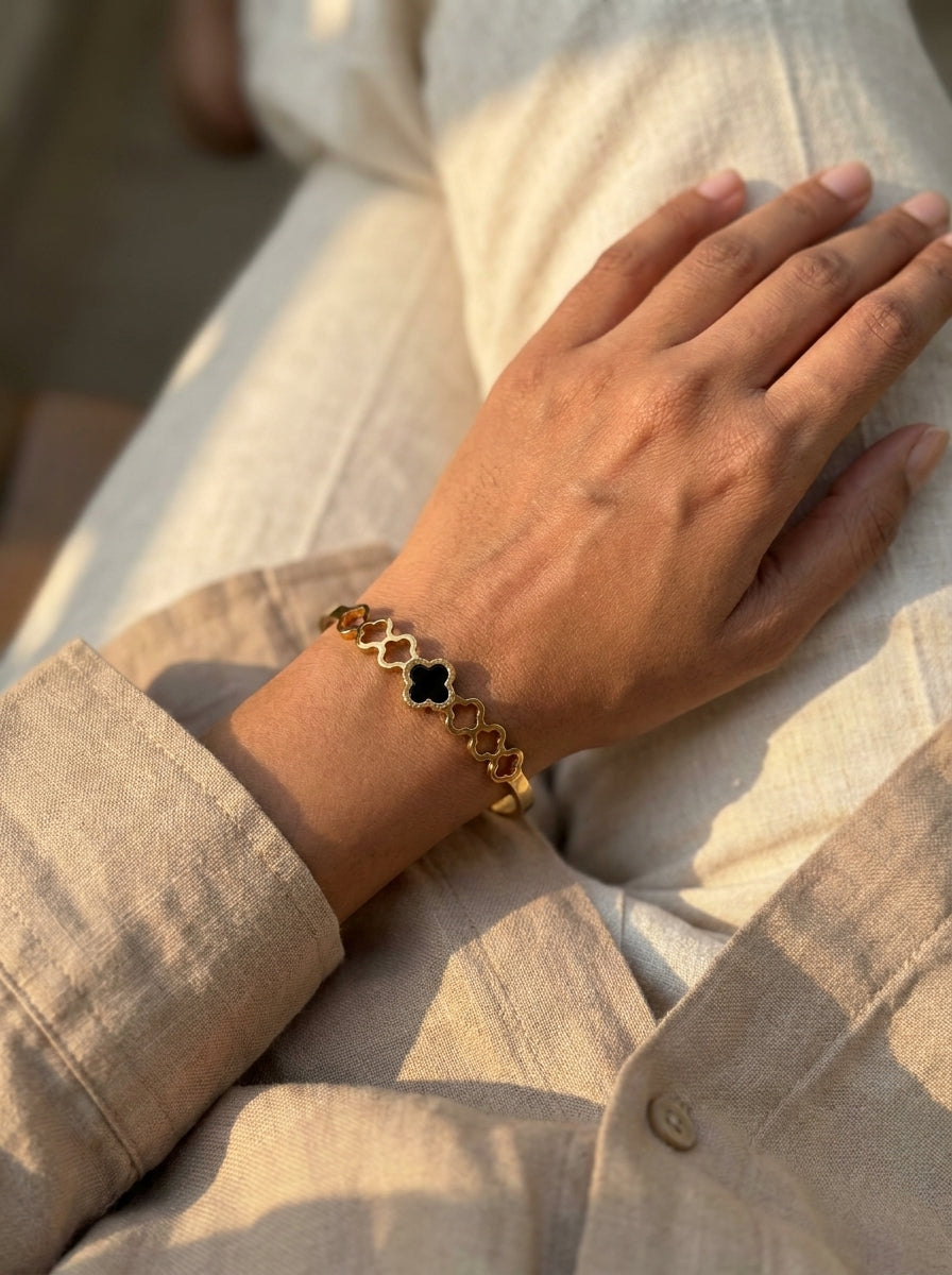Clover Charm Bracelet