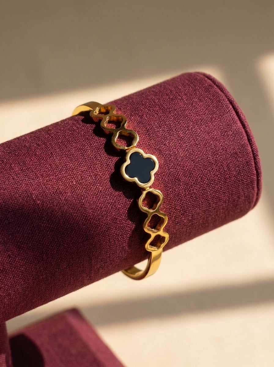 Clover Charm Bracelet